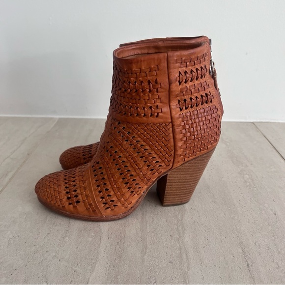 Rag & Bone Leather Newbury Bohemian Bootie Ankle Boots Size 39.5 - Picture 15 of 15